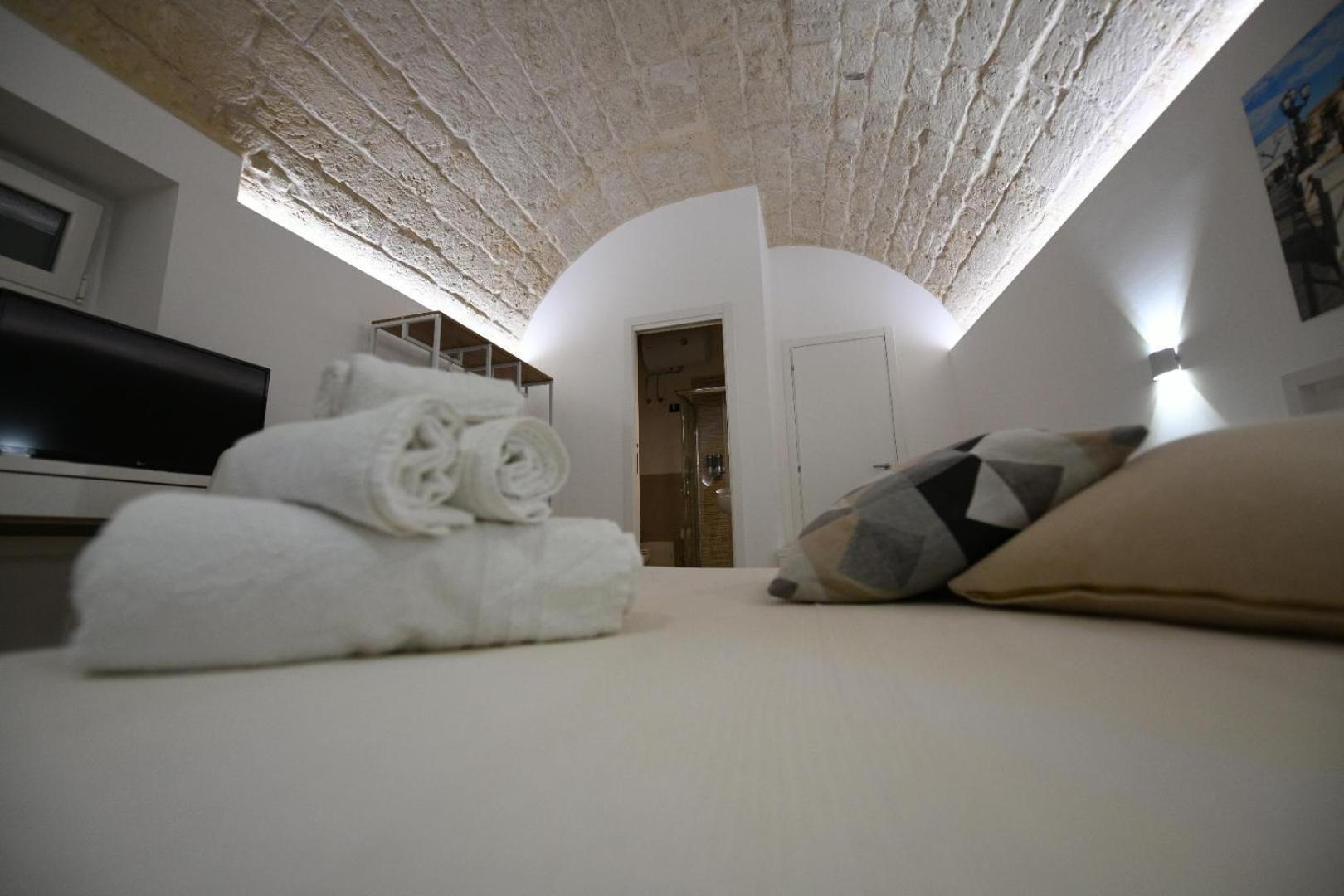 Al Guiscardo 8 Bed and Breakfast Bari Exteriör bild