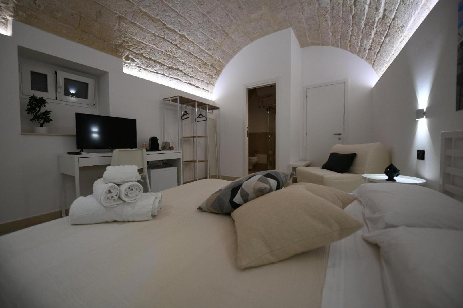 Al Guiscardo 8 Bed and Breakfast Bari Exteriör bild